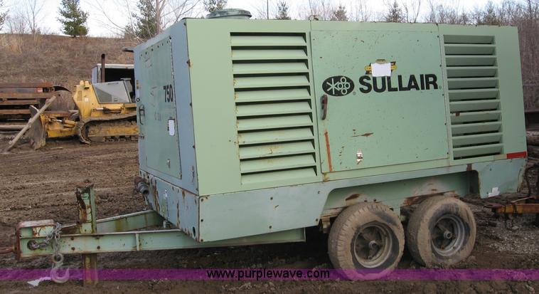 image for item C5992 Sullair 750CFM air compressor