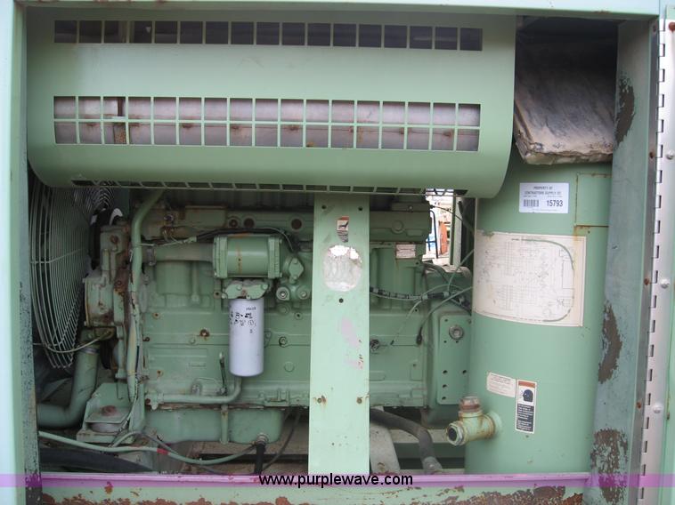 image for item C5992 Sullair 750CFM air compressor