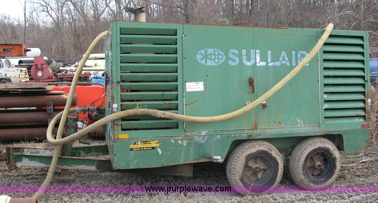 image for item C5993 Sullair 750CFM air compressor