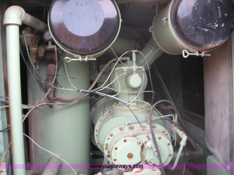 image for item C5993 Sullair 750CFM air compressor