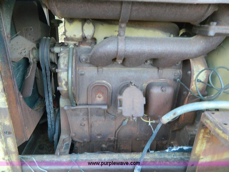 image for item D8766 Allis Chalmers HD7 crawler tractor