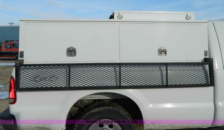 image for item E9384 Fleetwest service bed