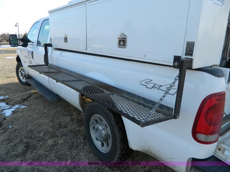 image for item E9384 Fleetwest service bed