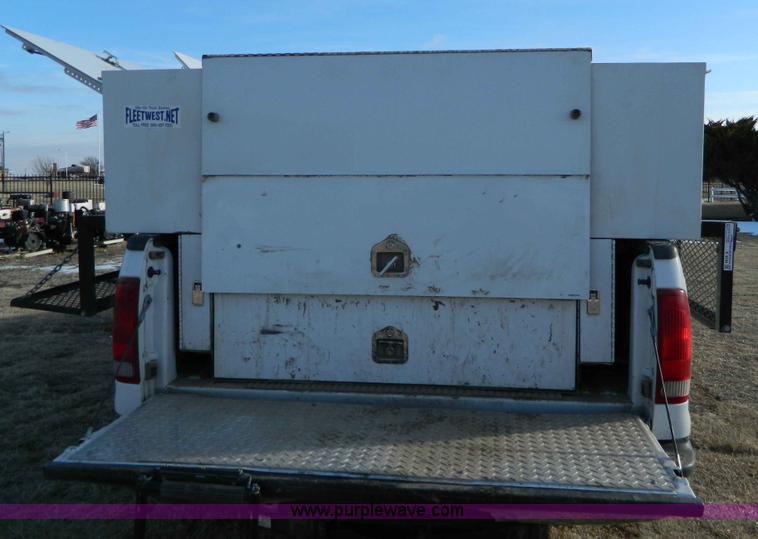 image for item E9384 Fleetwest service bed