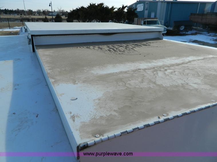 image for item E9384 Fleetwest service bed