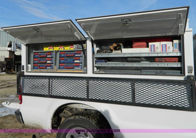 image for item E9384 Fleetwest service bed