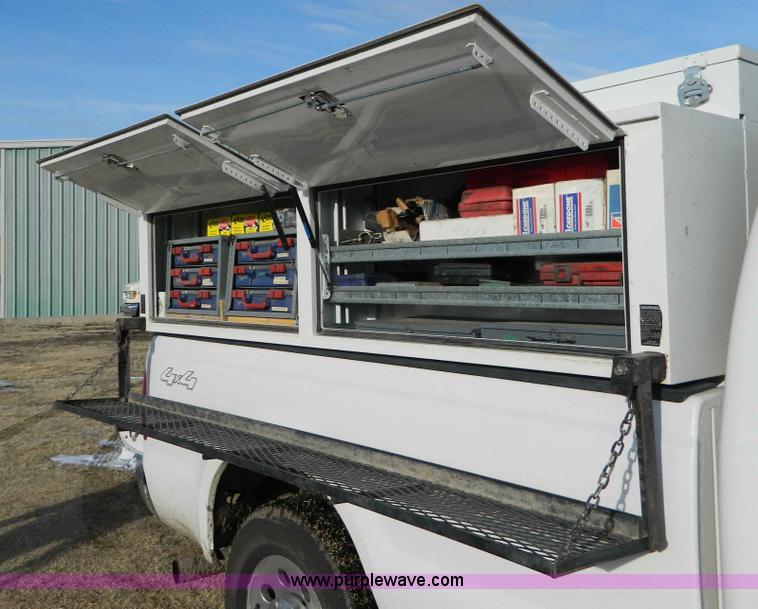 image for item E9384 Fleetwest service bed