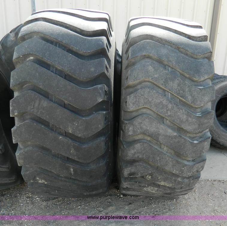 image for item E9451 (2) ChaoYang 26.5-25 tires