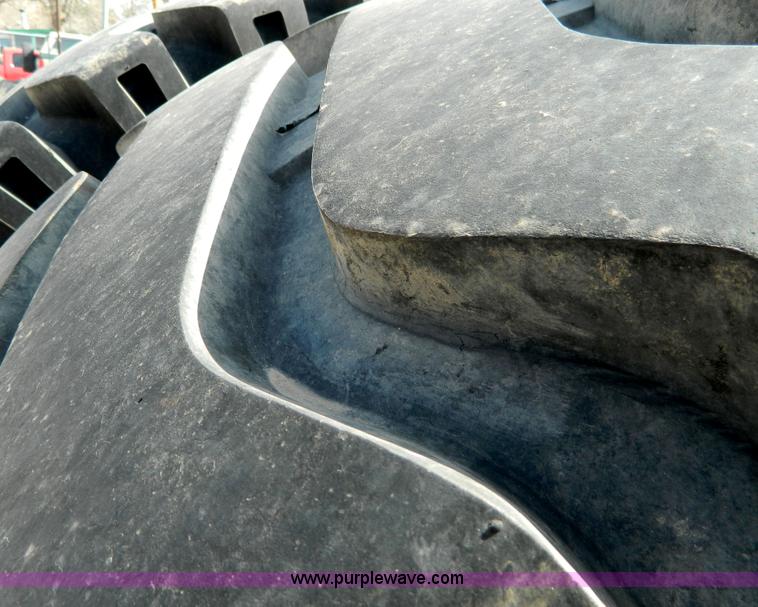 image for item E9451 (2) ChaoYang 26.5-25 tires