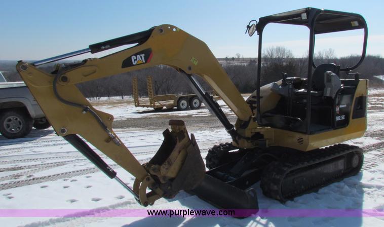 image for item I9536 2010 Caterpillar 302.5C mini excavator