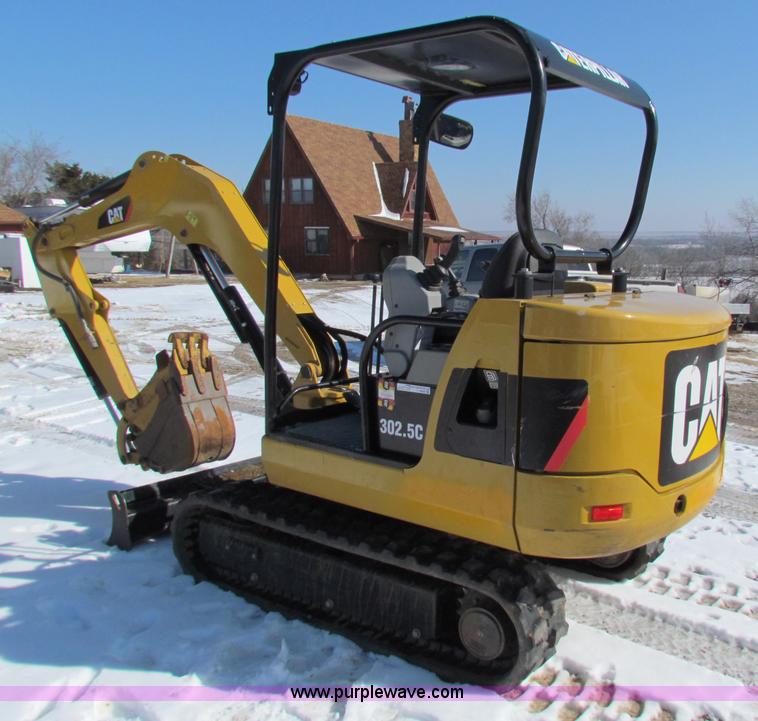 image for item I9536 2010 Caterpillar 302.5C mini excavator