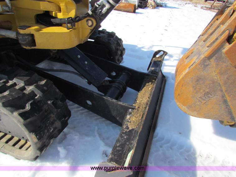 image for item I9536 2010 Caterpillar 302.5C mini excavator