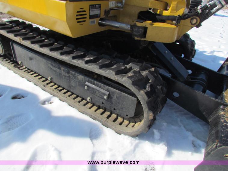 image for item I9536 2010 Caterpillar 302.5C mini excavator
