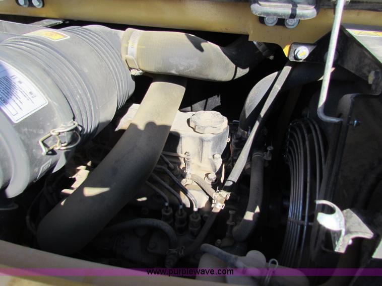 image for item I9536 2010 Caterpillar 302.5C mini excavator