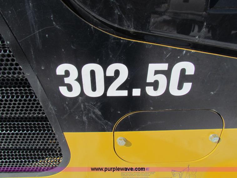 image for item I9536 2010 Caterpillar 302.5C mini excavator