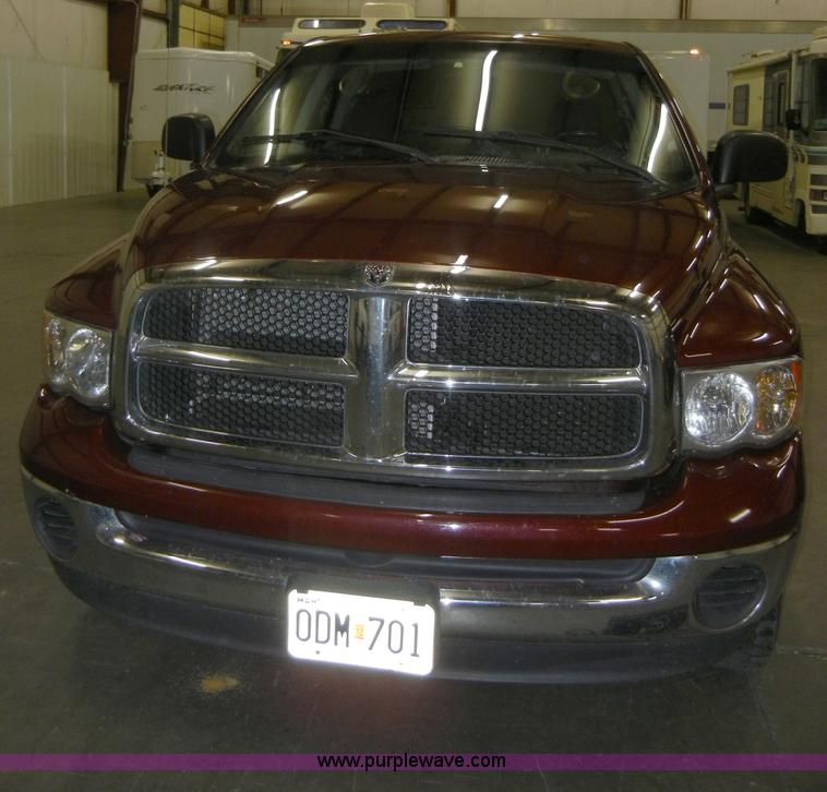 image for item A3447 2002 Dodge Ram 1500 SLT quad cab pickup truck Non-repairable certificate, parts only