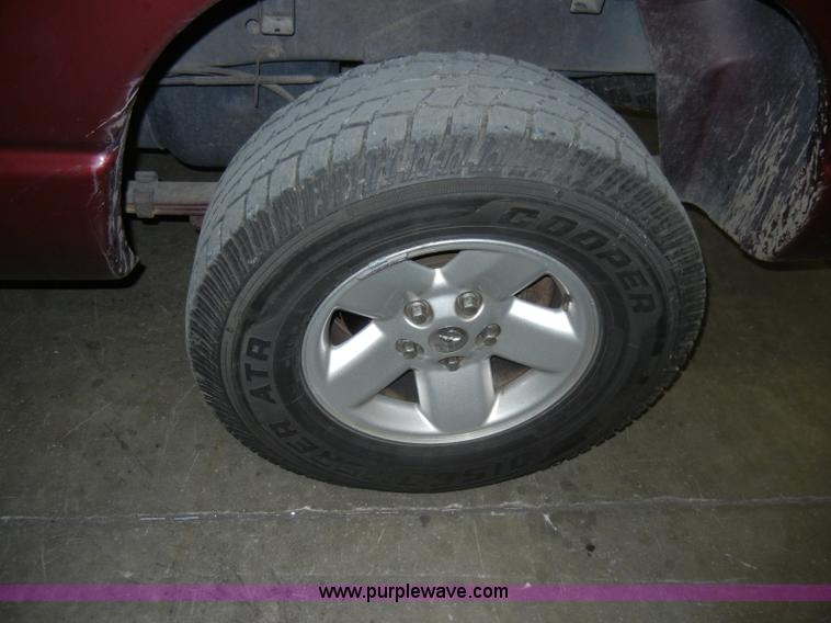 image for item A3447 2002 Dodge Ram 1500 SLT quad cab pickup truck Non-repairable certificate, parts only