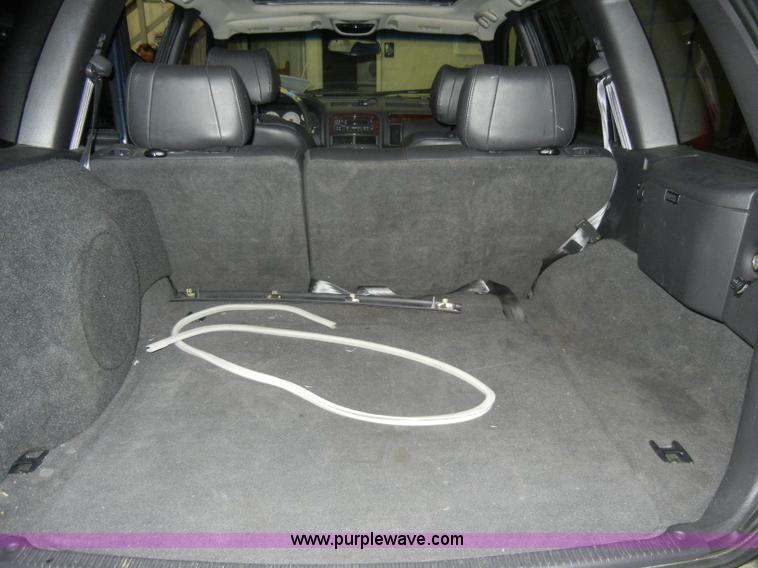 image for item C4079 2001 Jeep Grand Cherokee Limited SUV