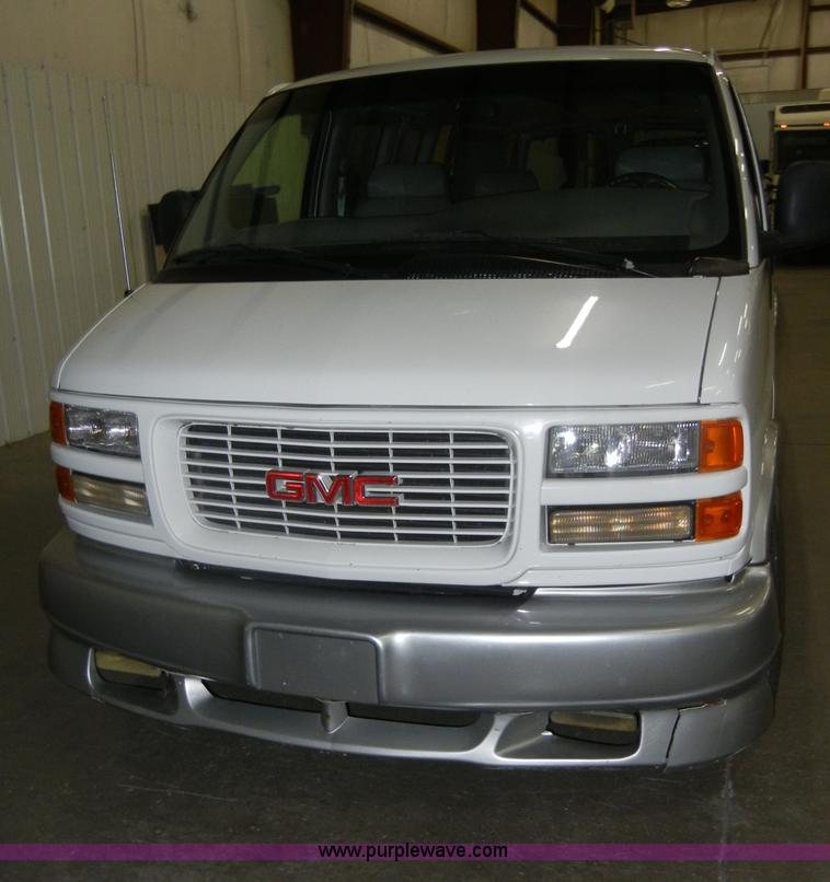 image for item C4080 1998 GMC Savana G1500 Platinum van