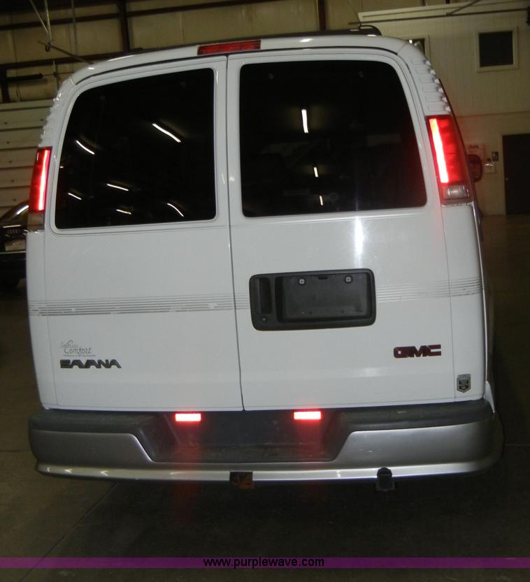 image for item C4080 1998 GMC Savana G1500 Platinum van