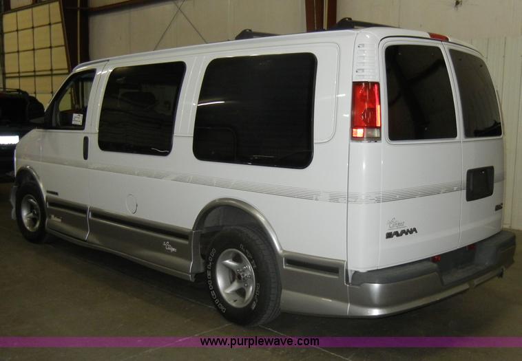 image for item C4080 1998 GMC Savana G1500 Platinum van