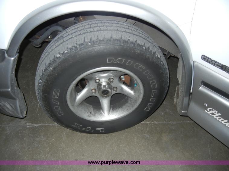 image for item C4080 1998 GMC Savana G1500 Platinum van