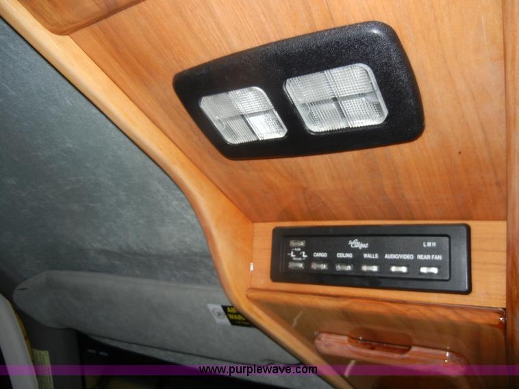 image for item C4080 1998 GMC Savana G1500 Platinum van