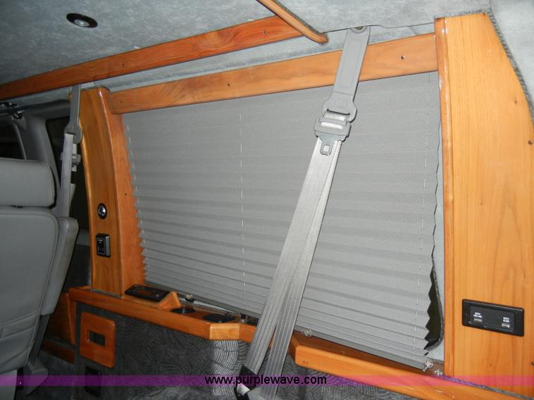 image for item C4080 1998 GMC Savana G1500 Platinum van