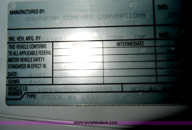 image for item C4080 1998 GMC Savana G1500 Platinum van