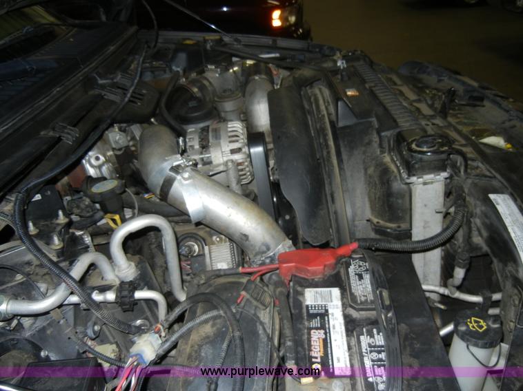 image for item C4081 2005 Ford F350 XLT Super Duty crew cab pickup truck