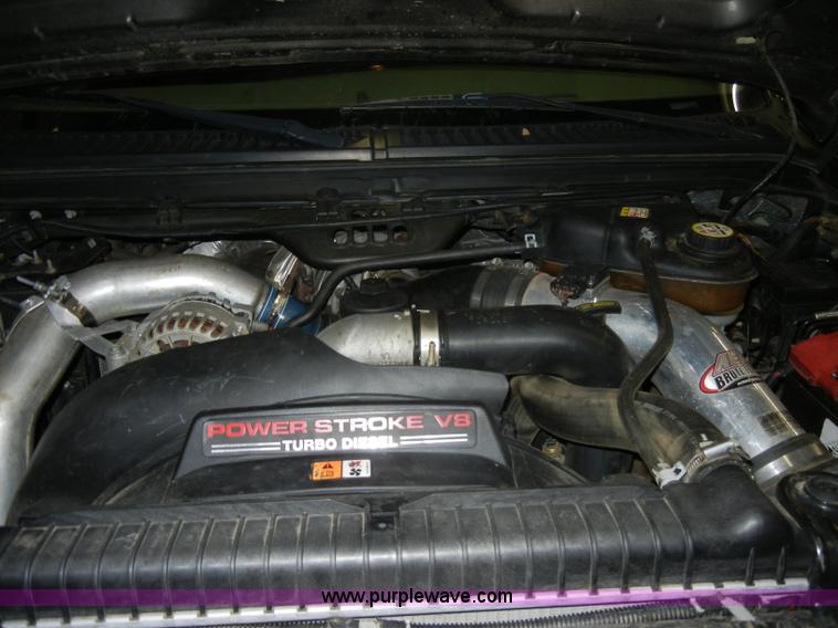 image for item C4081 2005 Ford F350 XLT Super Duty crew cab pickup truck