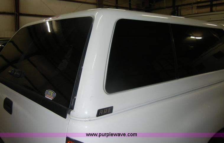 image for item C4082 2002 Toyota Tundra SR5 pickup truck