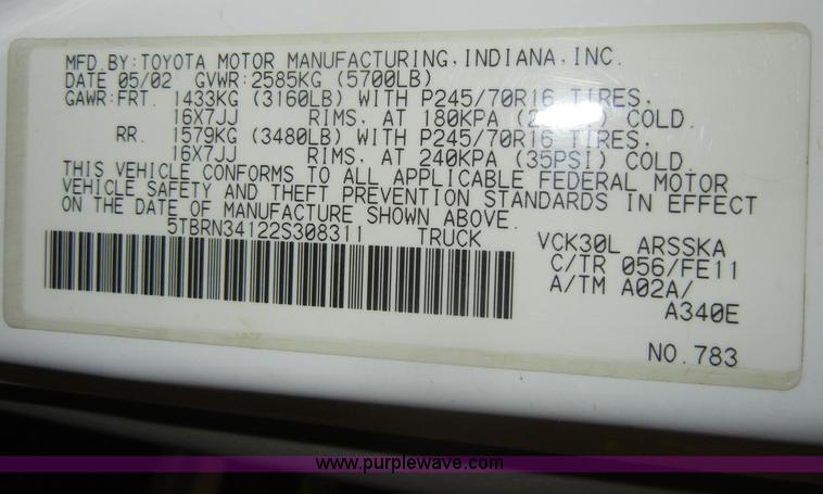 image for item C4082 2002 Toyota Tundra SR5 pickup truck