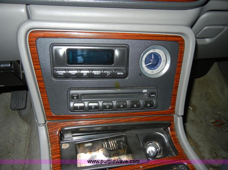 image for item C4084 2002 Cadillac Escalade EXT SUVNon-repairable certificate, parts only