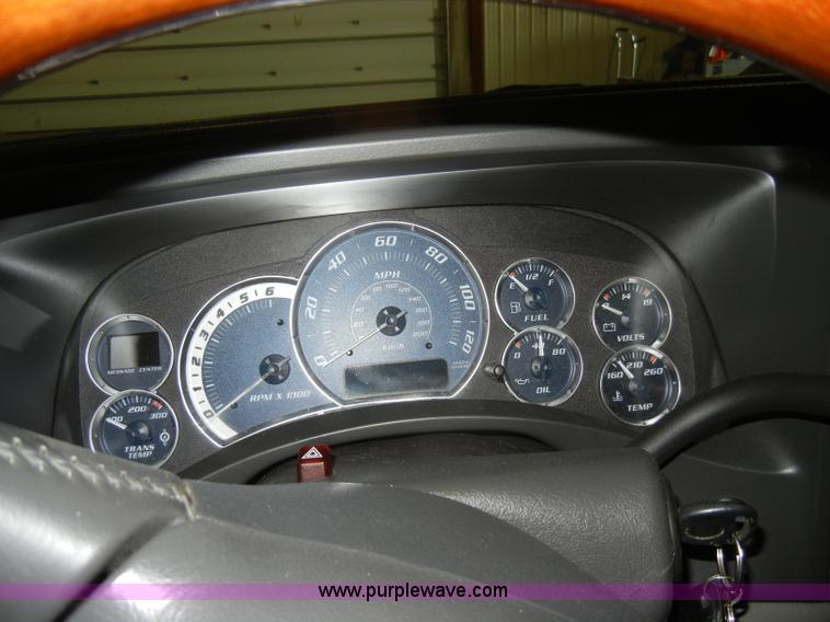 image for item C4084 2002 Cadillac Escalade EXT SUVNon-repairable certificate, parts only