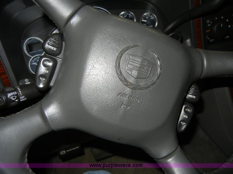 image for item C4084 2002 Cadillac Escalade EXT SUVNon-repairable certificate, parts only