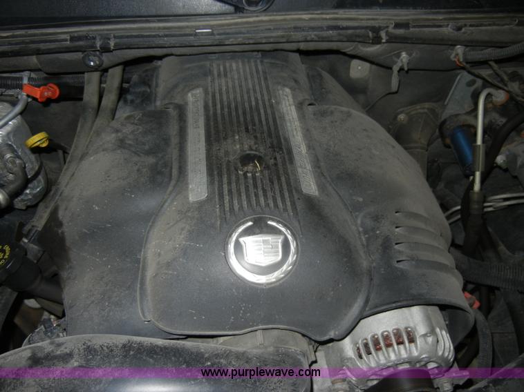 image for item C4084 2002 Cadillac Escalade EXT SUVNon-repairable certificate, parts only