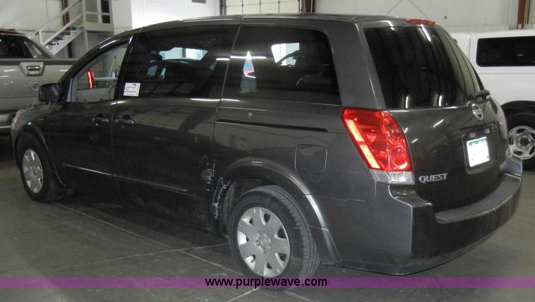 image for item C4085 2004 Nissan Quest mini vanNon-repairable certificate, parts only