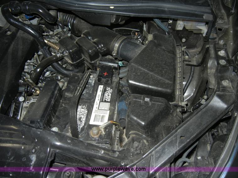 image for item C4085 2004 Nissan Quest mini vanNon-repairable certificate, parts only