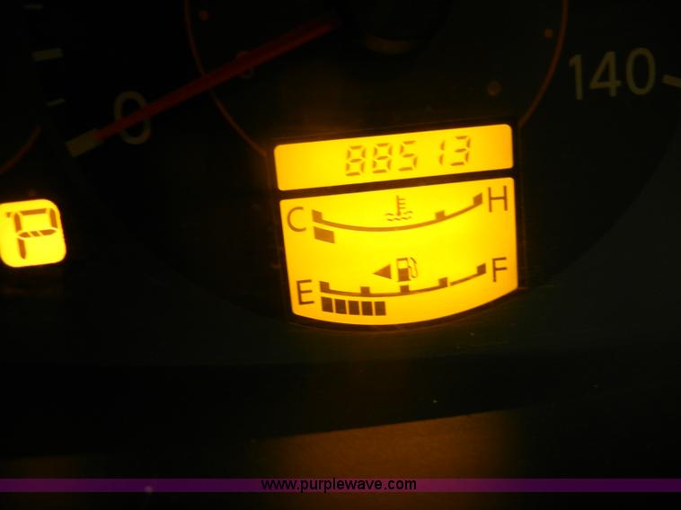 image for item C4085 2004 Nissan Quest mini vanNon-repairable certificate, parts only