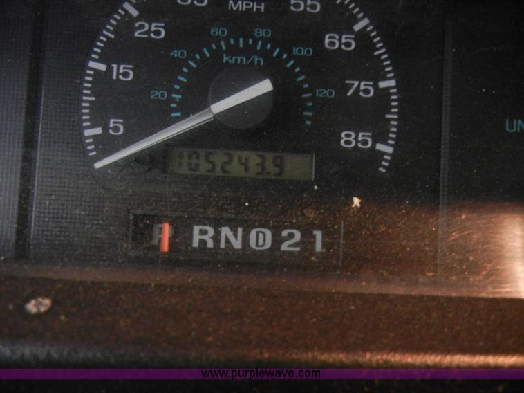 image for item C4086 1994 Ford Shasta E350 RV