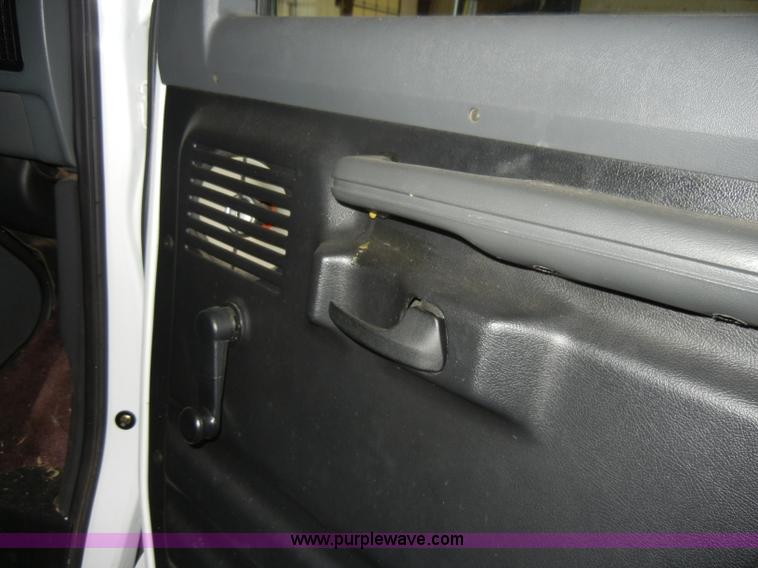 image for item C4086 1994 Ford Shasta E350 RV