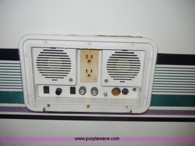 image for item C4086 1994 Ford Shasta E350 RV