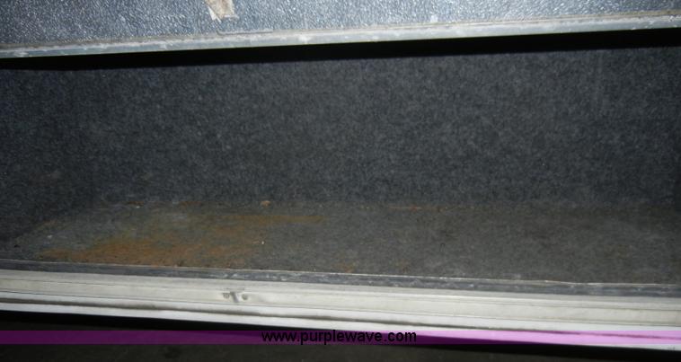 image for item C4086 1994 Ford Shasta E350 RV