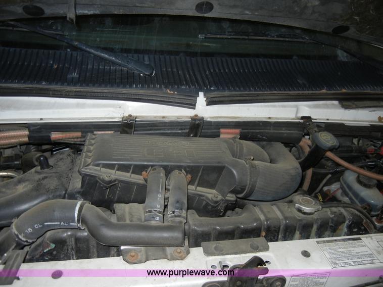 image for item C4086 1994 Ford Shasta E350 RV