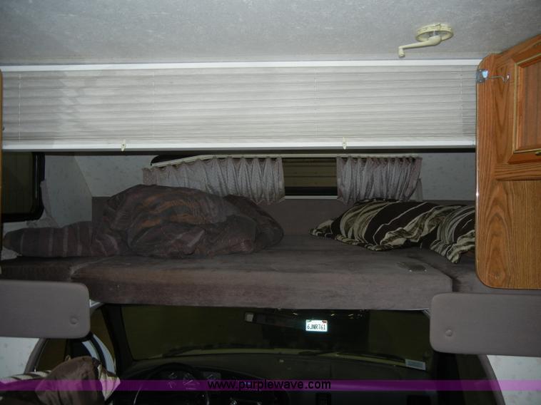 image for item C4086 1994 Ford Shasta E350 RV