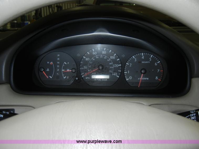 image for item C4087 1999 Toyota Solara SE Non-repairable certificate, parts only