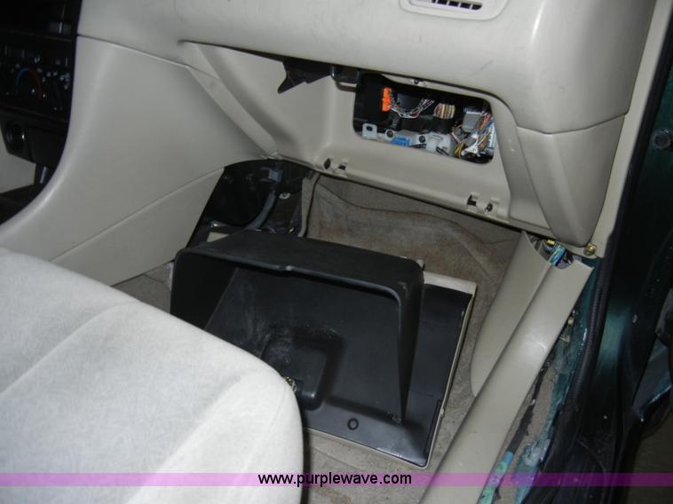 image for item C4087 1999 Toyota Solara SE Non-repairable certificate, parts only