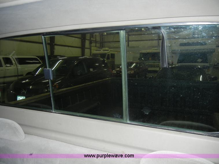 image for item C4088 1996 Chevrolet Silverado 1500 extended cab pickup truck