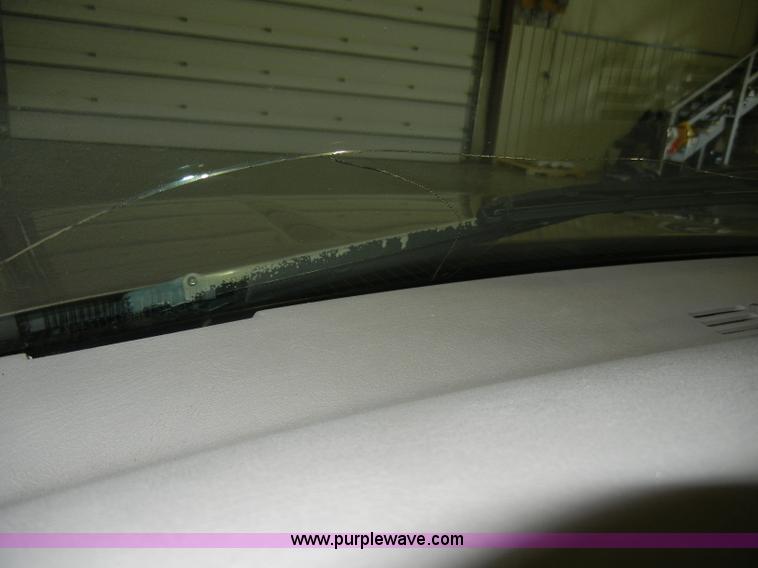 image for item C4088 1996 Chevrolet Silverado 1500 extended cab pickup truck